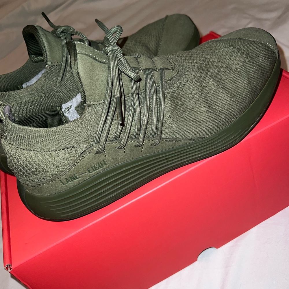 Lane Eight sneakers